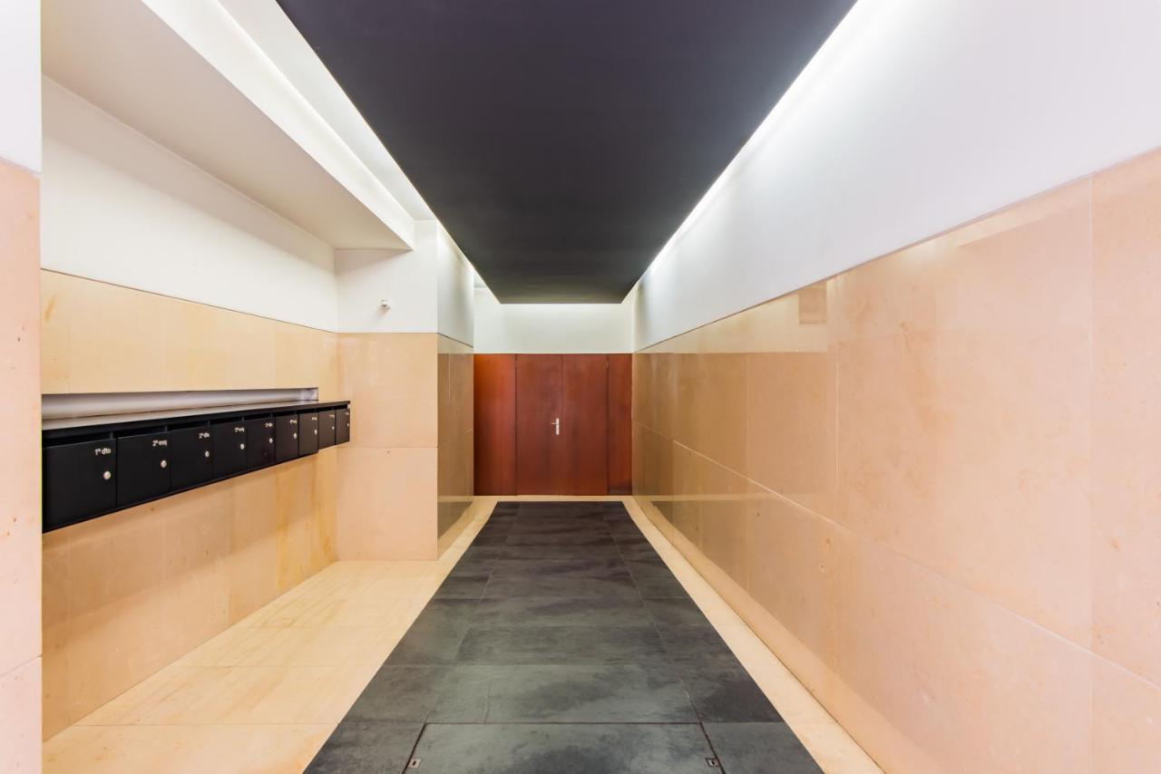 Chiado Mercy II Apartment Lisbon Exterior photo