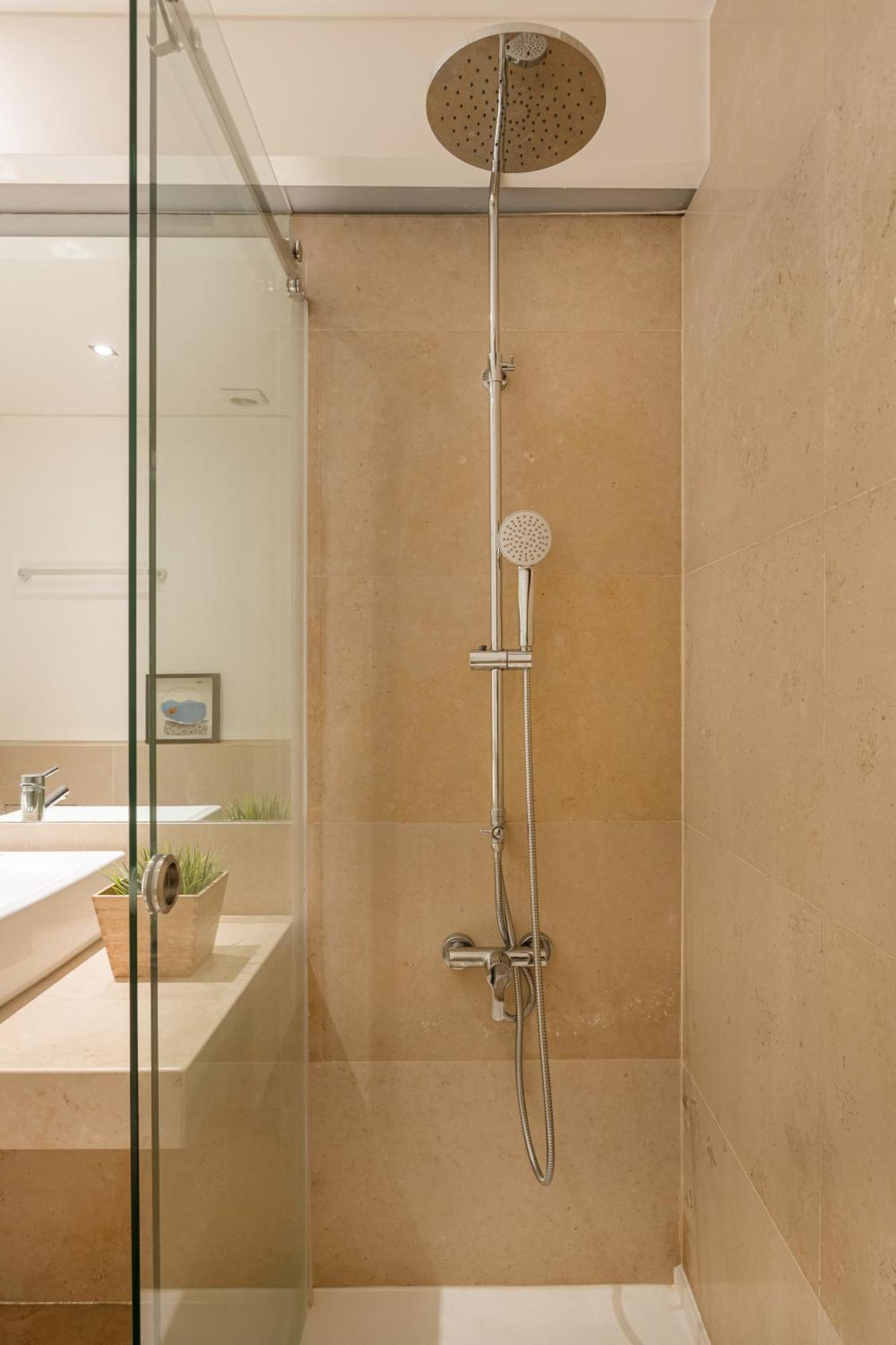 Chiado Mercy II Apartment Lisbon Exterior photo